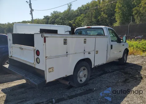 2005 Ford F350 Srw Super Duty from USA, damaged, VIN 1FDSF34P95EA84681